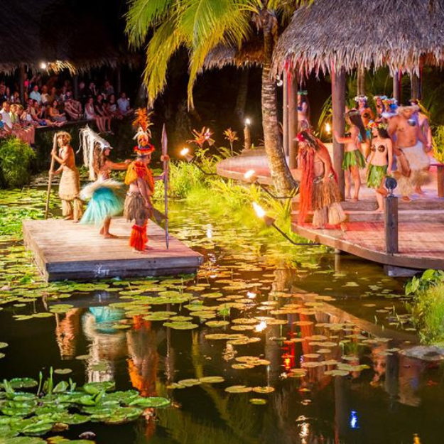 Te Vara Nui Village Cook Island